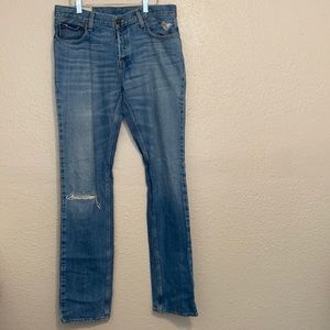 Men’s Ripped Jeans